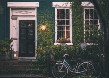 hermana - pg: pixbay.com - Lado|B|erlin