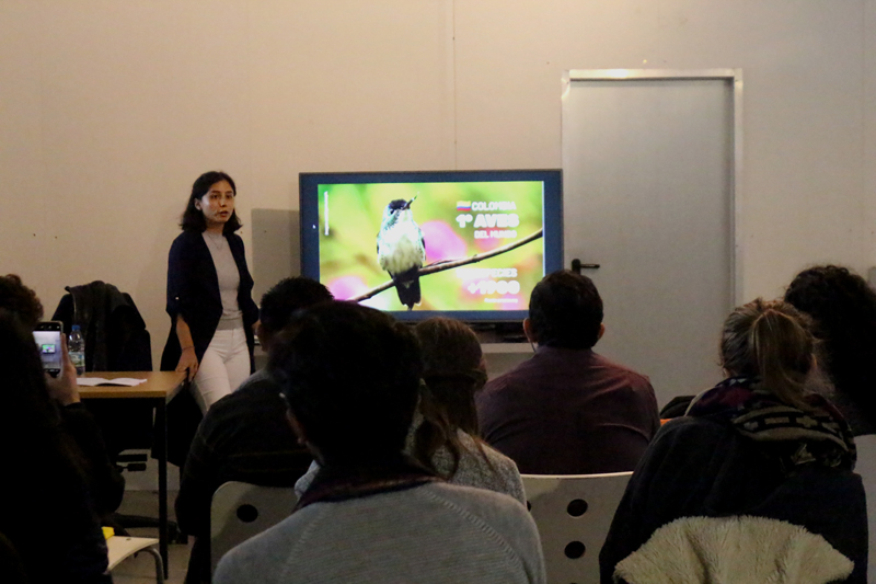 Josen presentando su proyecto en Conexión Humboldt.