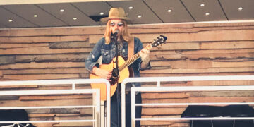 Kenny Foster durante su presentación el festival Country to Country.