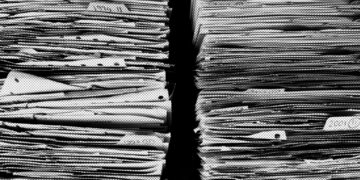 El Informe Cárdenas Jones - Novela de Manuel Sierra Alonso. Barras Bravas, Corrupción y asesinato en Buenos Aires. Lado|B|erlin.