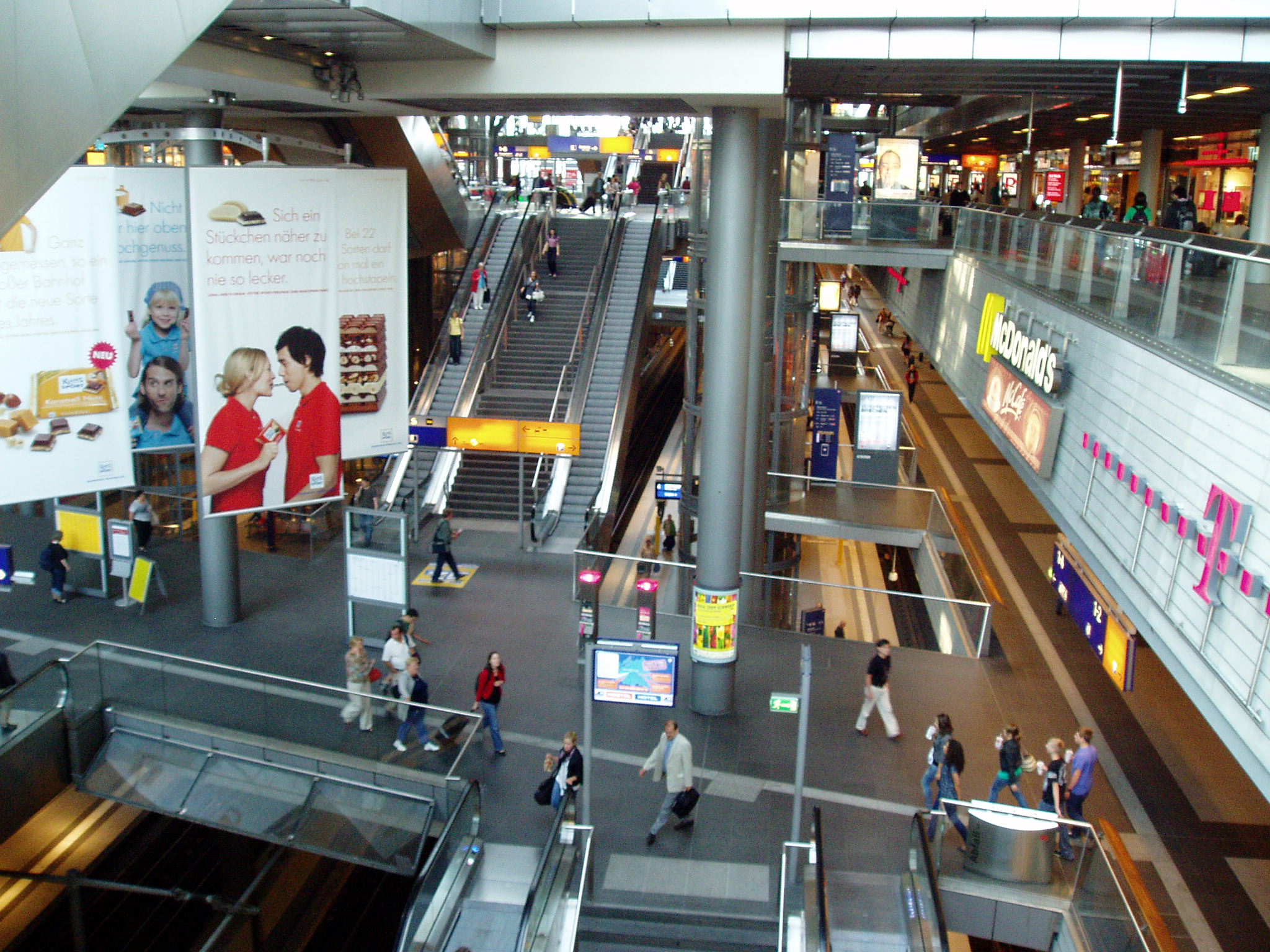 Hauptbahnhof.